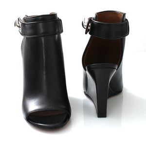 Givenchy Shark Lock Leather Wedge Booties Size 6